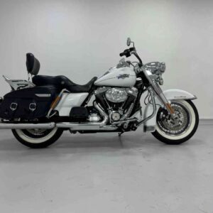 HARLEY DAVIDSON ROAD KING CLASSIC 2011
