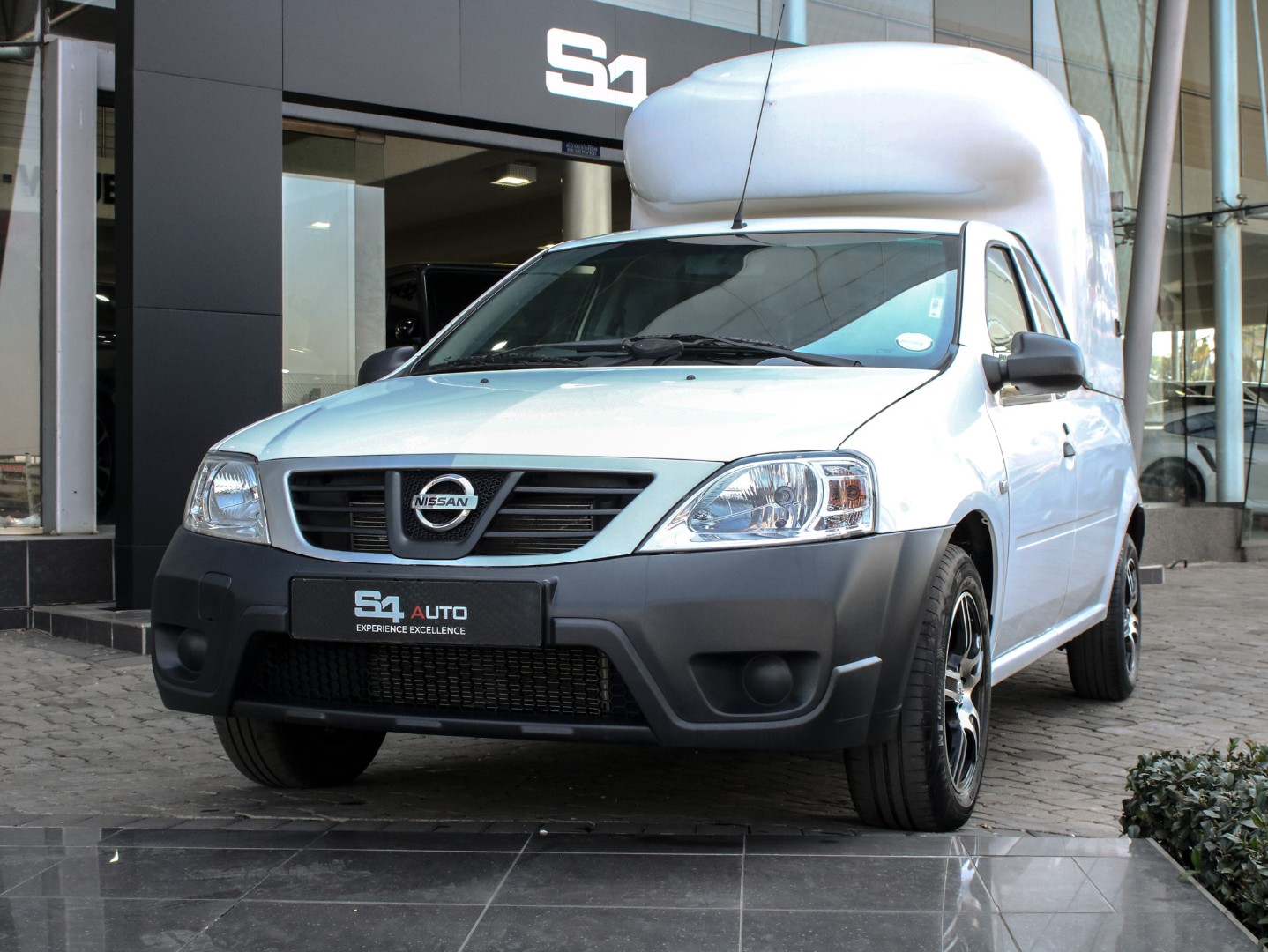 NISSAN NP200 1.6  A/C SAFETY PACK P/U S/C 2023
