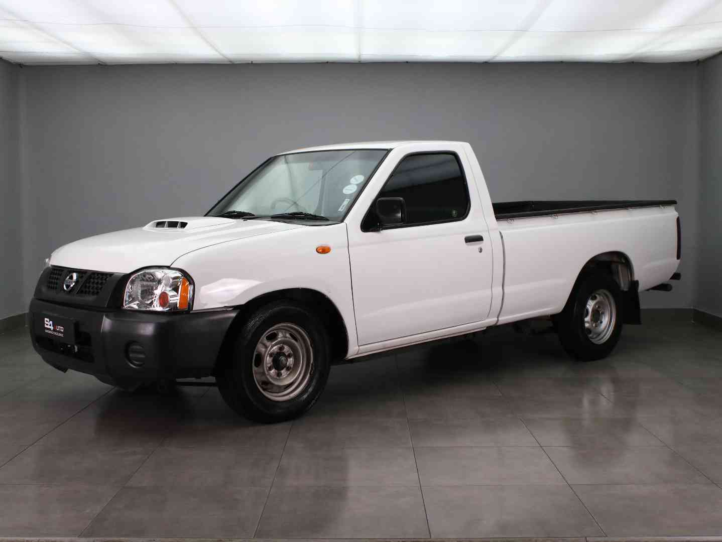 NISSAN HARDBODY NP300 2.5 TDi LWB P/U S/C 2020