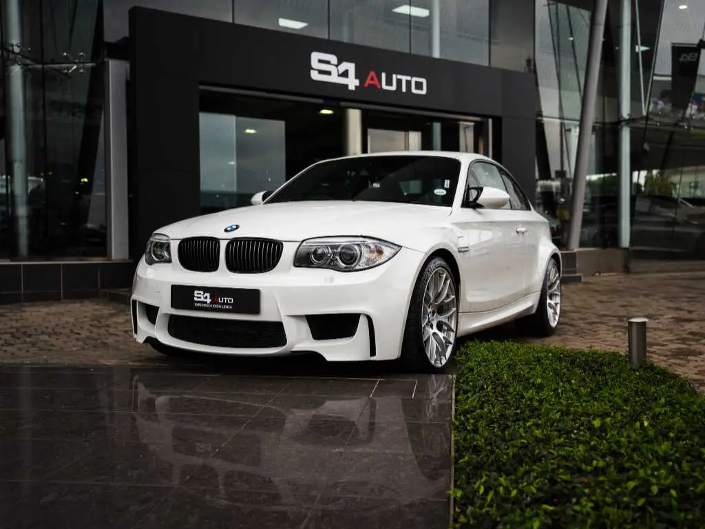 BMW 1 M COUPE 2012