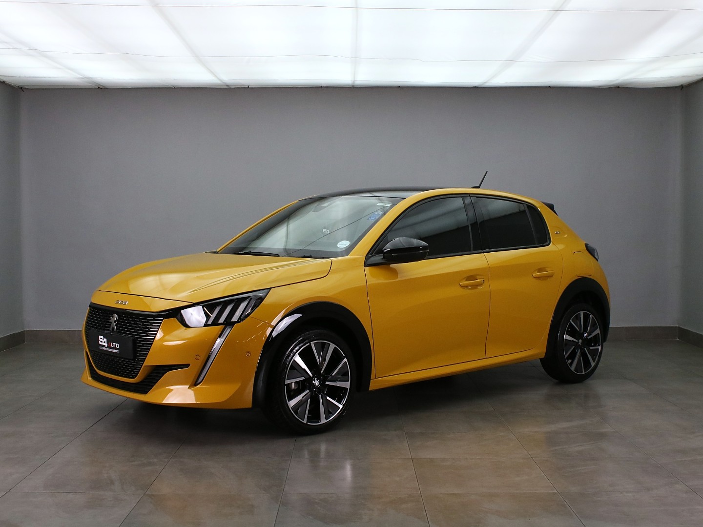 PEUGEOT 208 1.2T GT A/T 2024