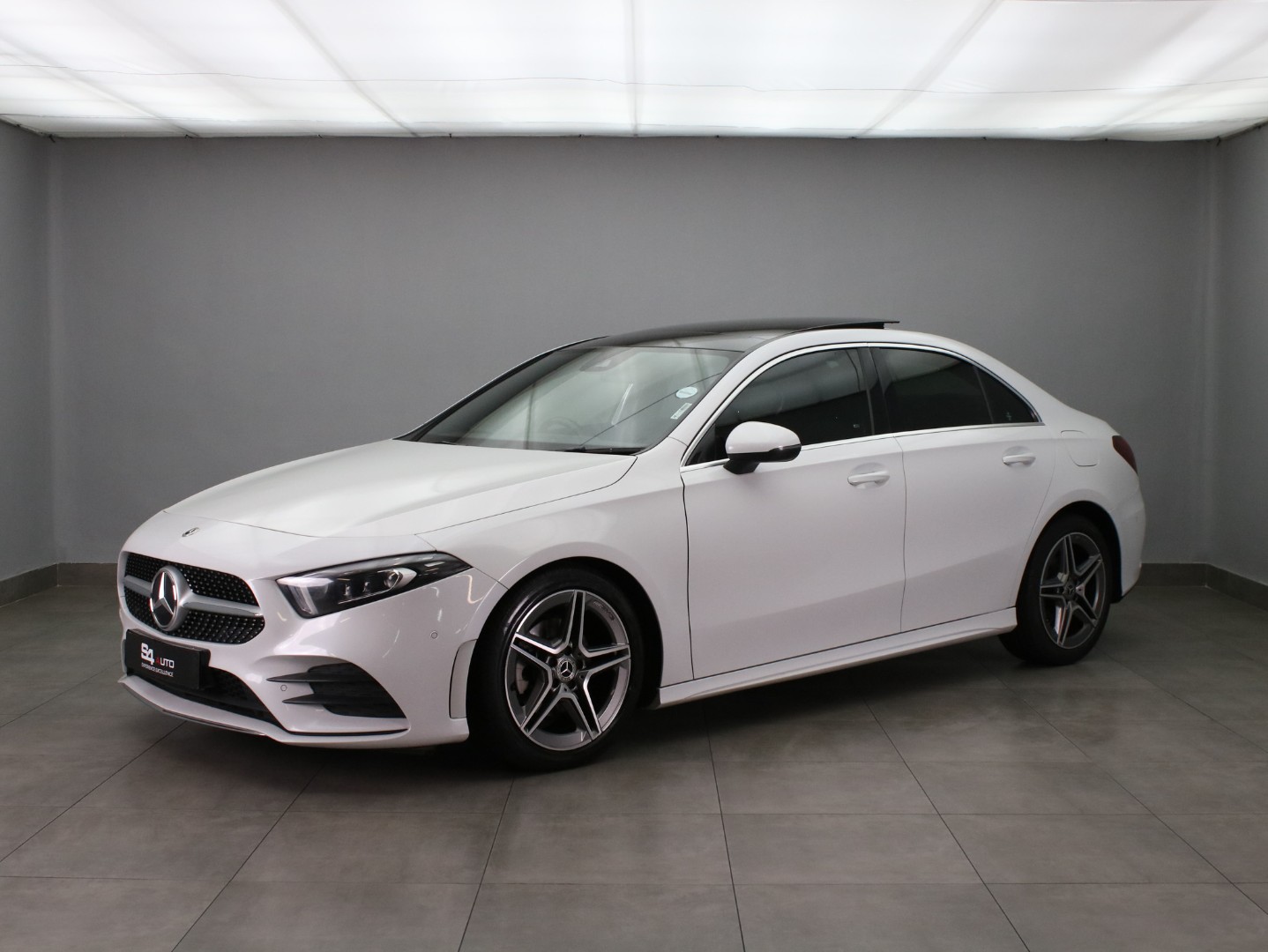 MERCEDES-BENZ A200d SEDAN AMG LINE 2022